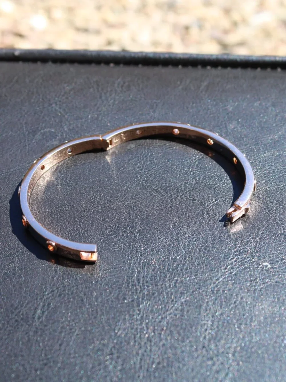 Kate Spade New York Set In Stone Hinged Bangle Bracelet
